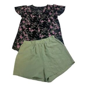 StichFix Floral Blouse and Shorts Outift  by Kayleigh & Fortune Ivy Small